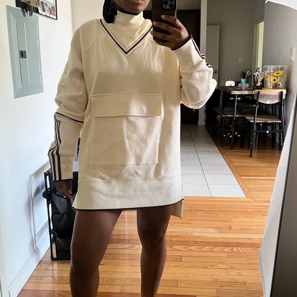Beyoncé Adidas Ivy Park white sweatshirt